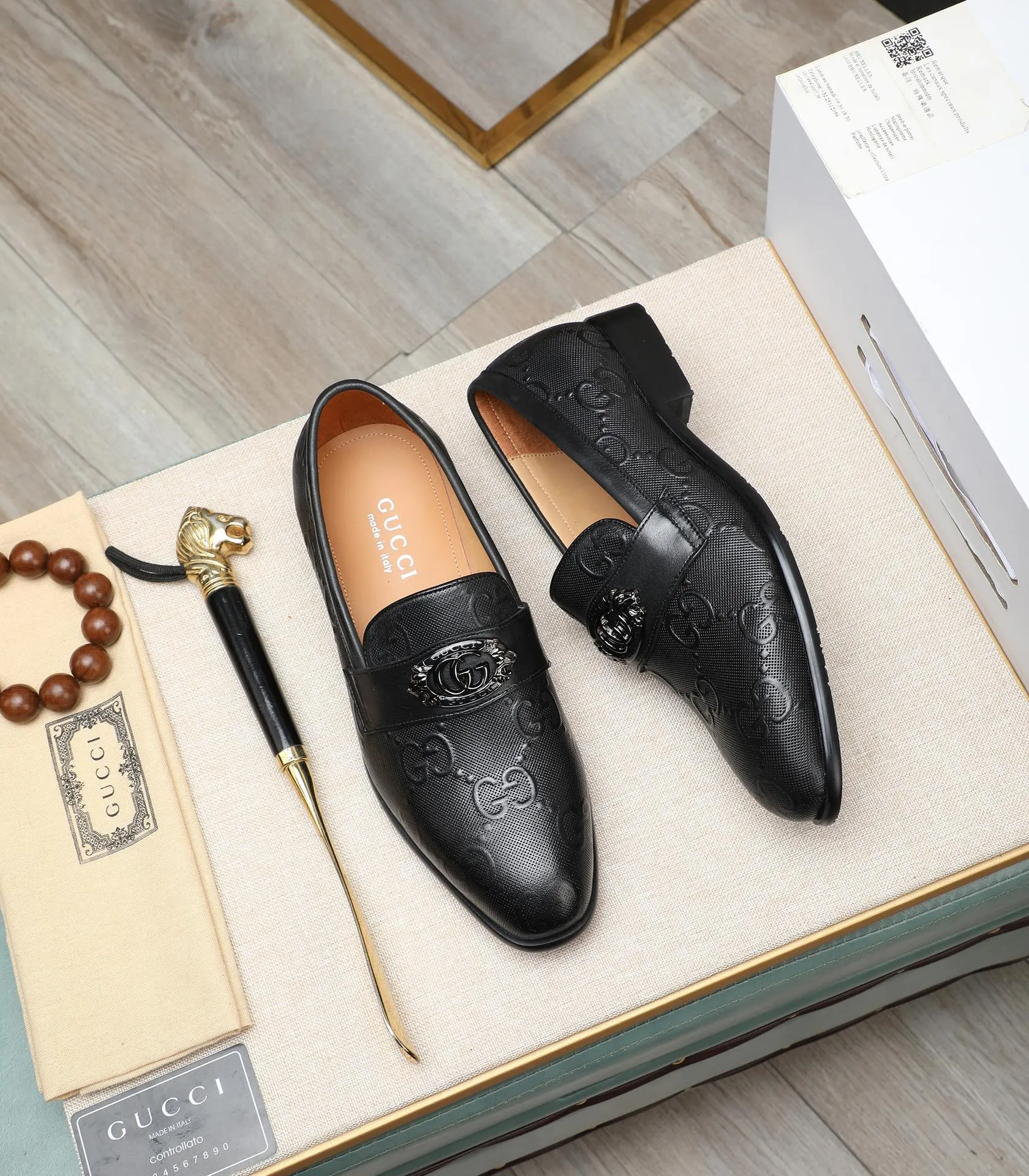 Men's shoes 💰500 📛📛 Original version (water-dyed cow lining) GUCCI official website formal shoes 🌀 Italian 🇮🇹 imported cowhide ➕ top imported water-dyed cowhide lining 💋 fine handmade original bottom, the real thing looks better when photographed in person Standard size 38-44 (45 46 customized)